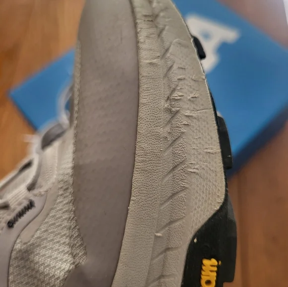 Hoka One One Gray Transport GTX, Size 8 - Picture 8 of 10